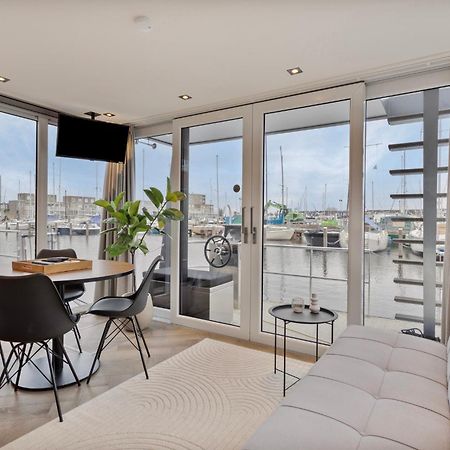 Luxurious Waterloft Near Beach And Centre By Weltevreden Experience Зеволде Екстериор снимка